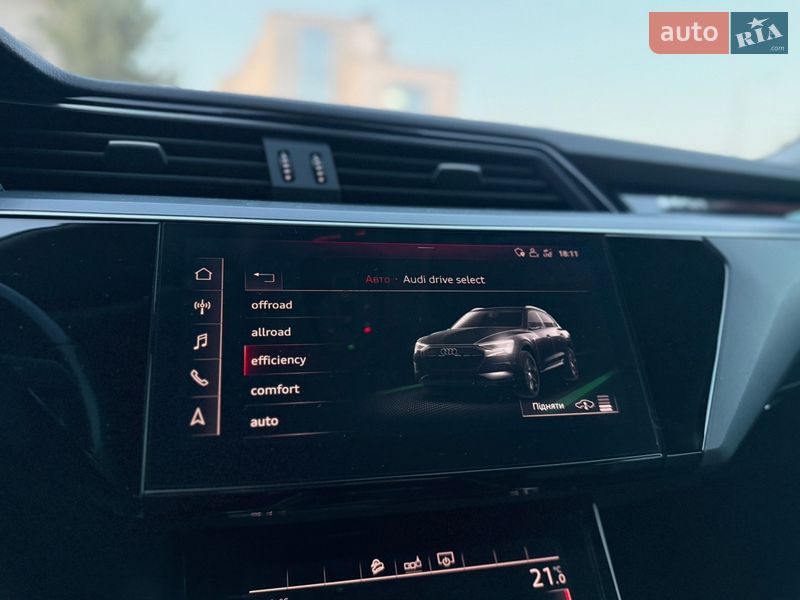 Внедорожник / Кроссовер Audi e-tron 2019 в Львове