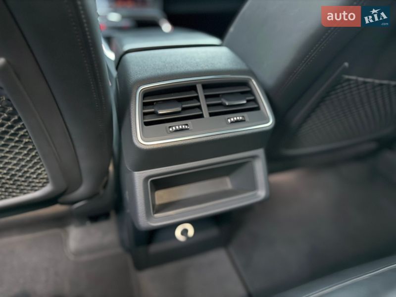 Внедорожник / Кроссовер Audi e-tron 2019 в Львове