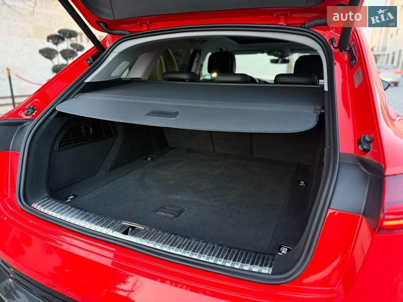 Внедорожник / Кроссовер Audi e-tron 2019 в Львове