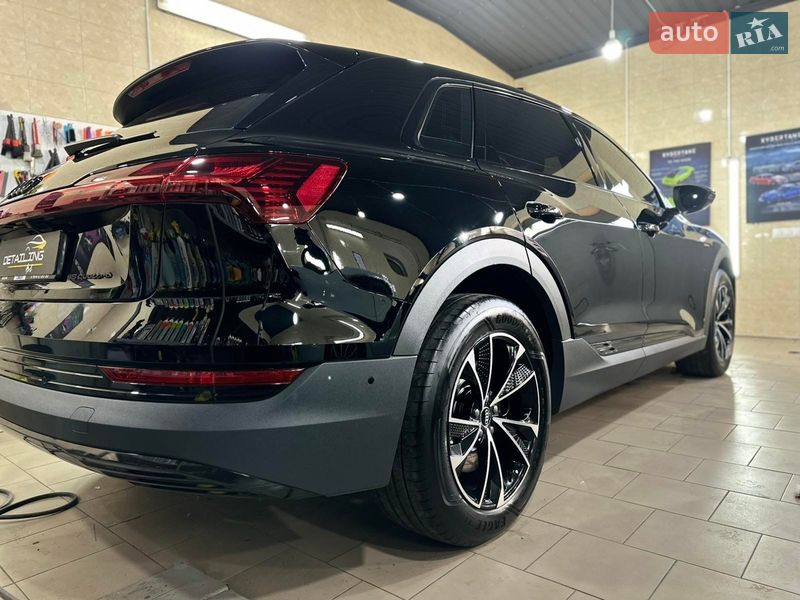 Внедорожник / Кроссовер Audi e-tron 2020 в Житомире