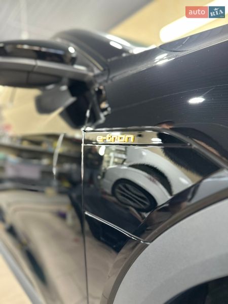 Внедорожник / Кроссовер Audi e-tron 2020 в Житомире