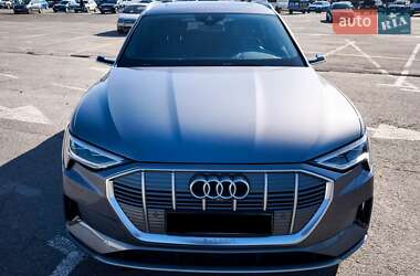 Внедорожник / Кроссовер Audi e-tron 2019 в Ужгороде