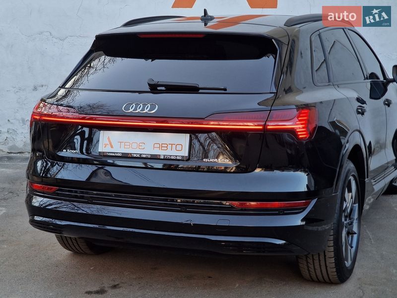 Позашляховик / Кросовер Audi e-tron 2021 в Одесі