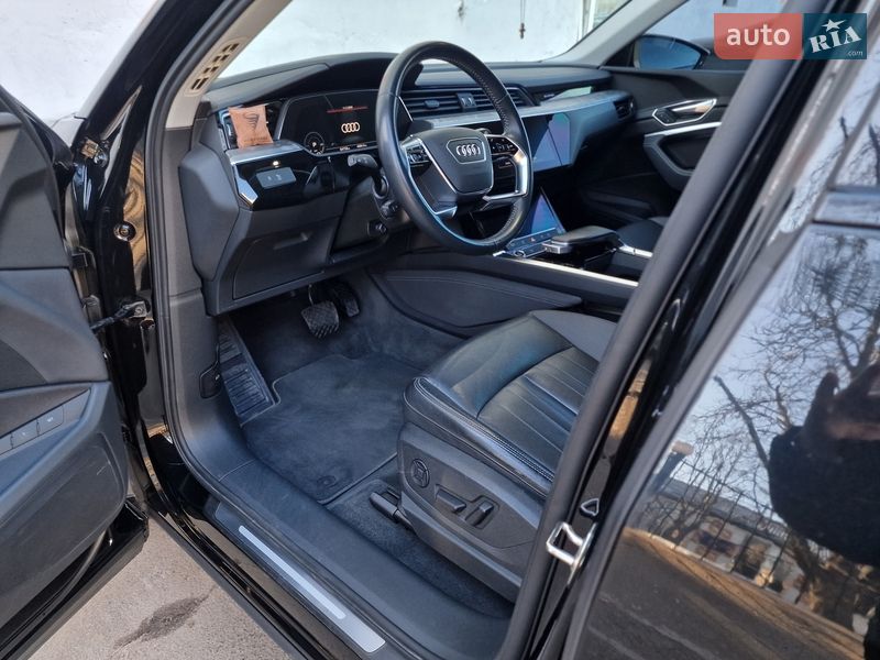 Позашляховик / Кросовер Audi e-tron 2021 в Одесі