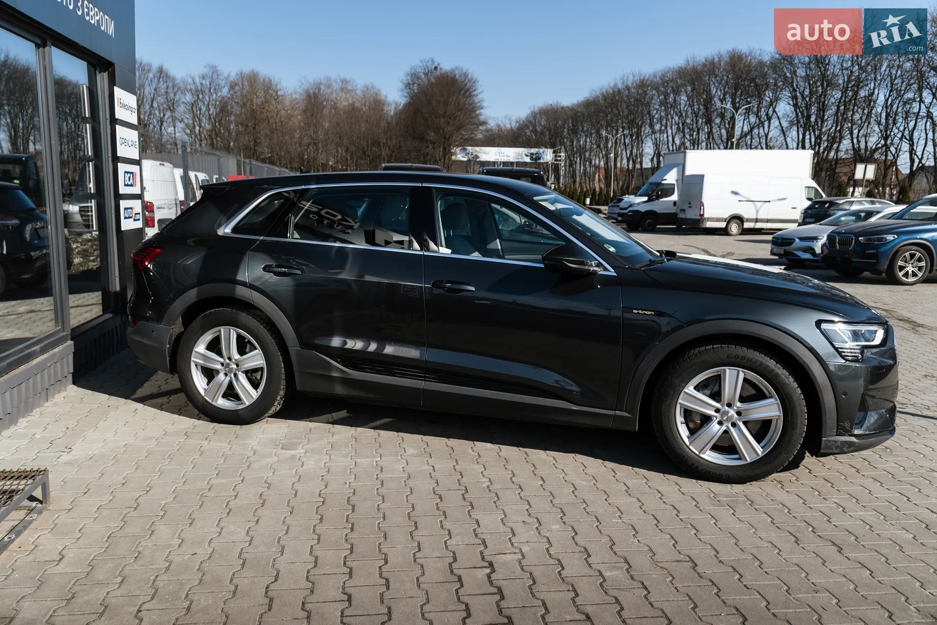 2020 Audi e-tron - мініатюра 30