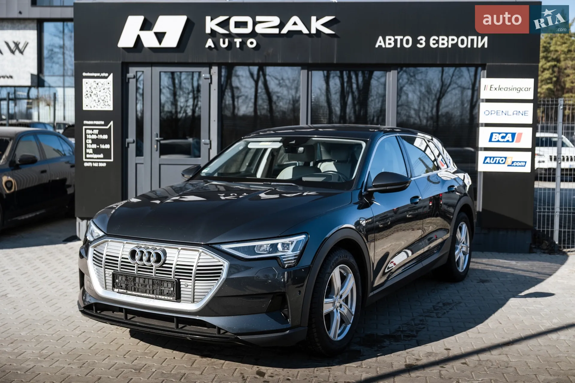 2020 Audi e-tron - фото 1