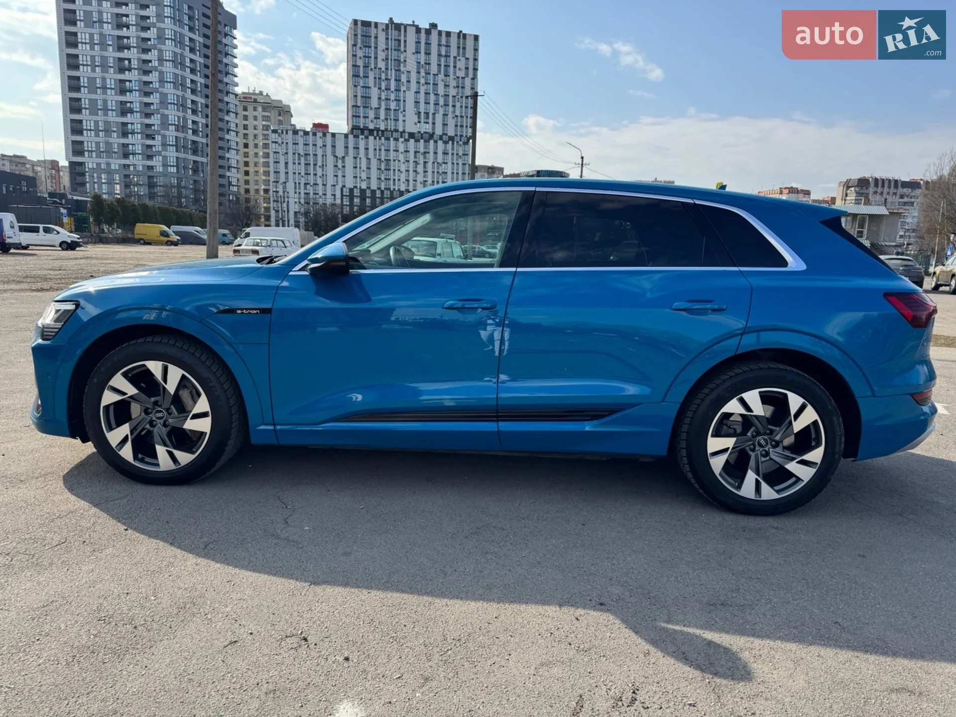 2021 Audi e-tron - мініатюра 14