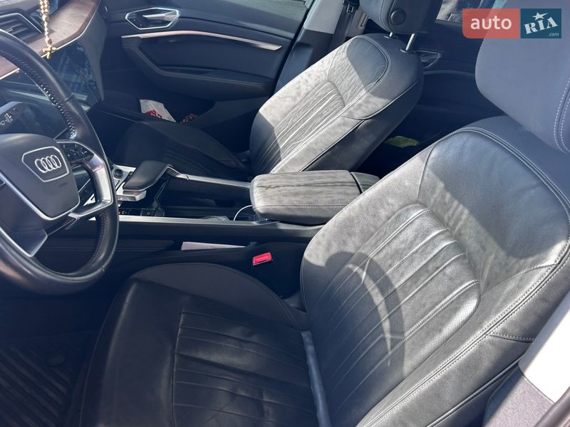 Внедорожник / Кроссовер Audi e-tron 2020 в Львове