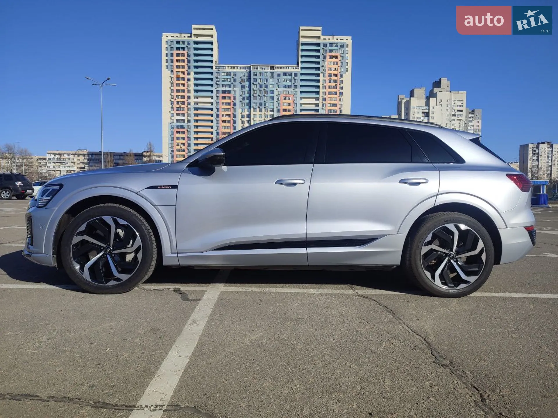 2020 Audi e-tron - мініатюра 12
