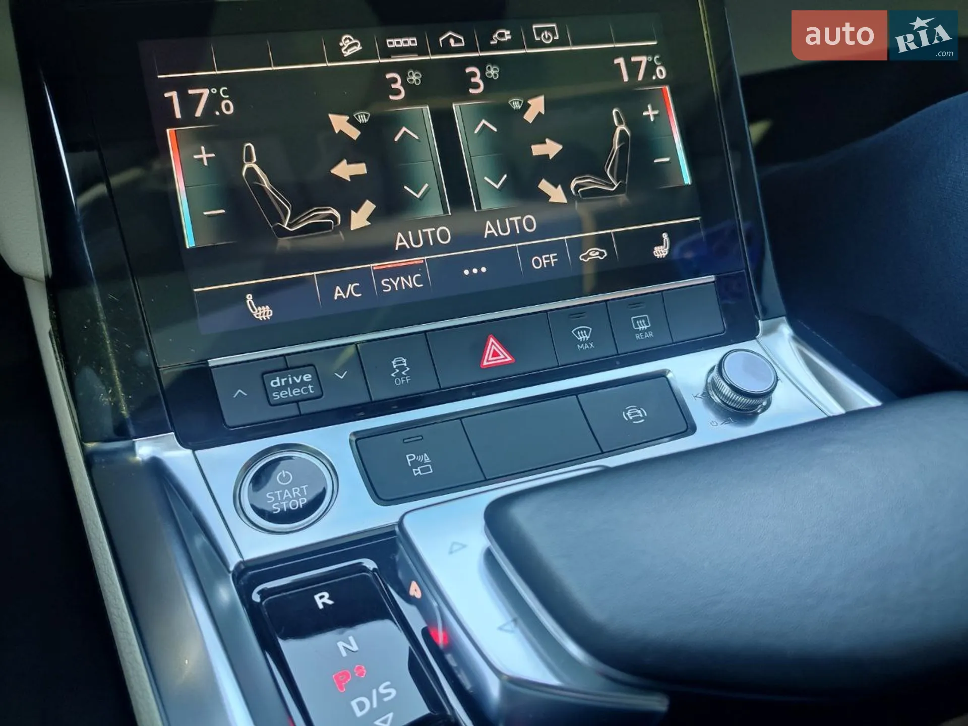 2020 Audi e-tron - мініатюра 35