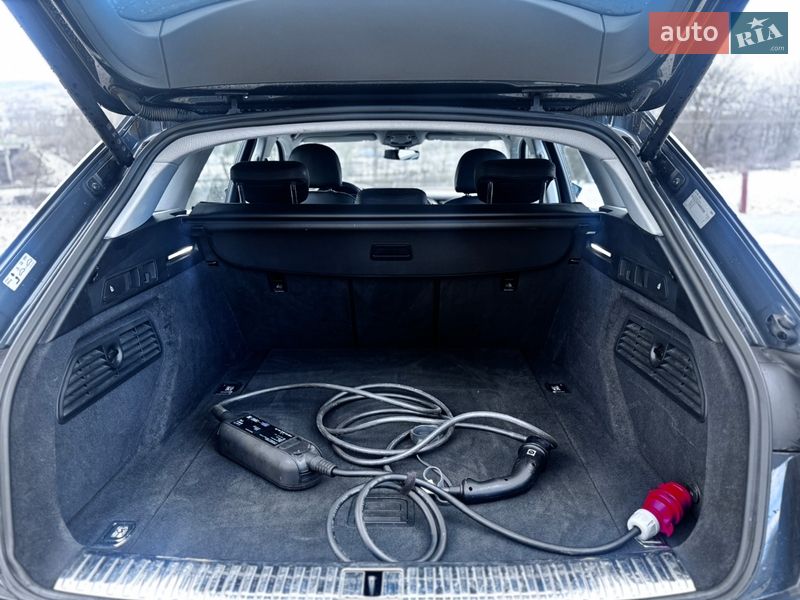 Позашляховик / Кросовер Audi e-tron 2020 в Чернівцях