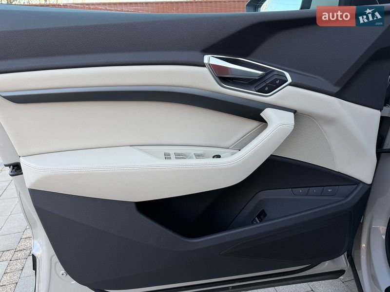 Позашляховик / Кросовер Audi e-tron 2020 в Коломиї