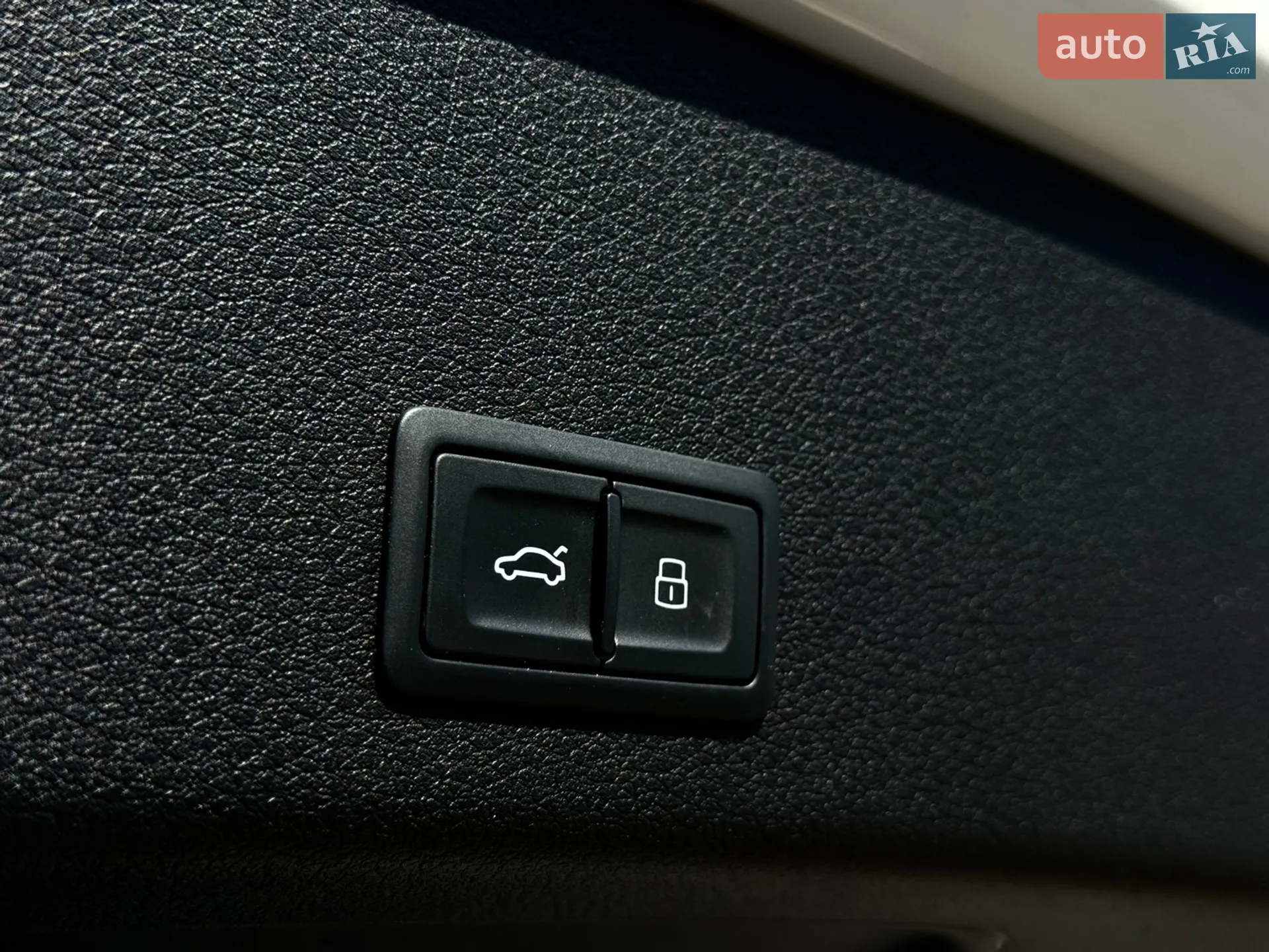 2019 Audi e-tron - мініатюра 41