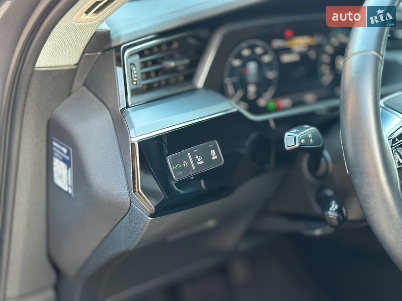 Внедорожник / Кроссовер Audi e-tron 2020 в Бродах