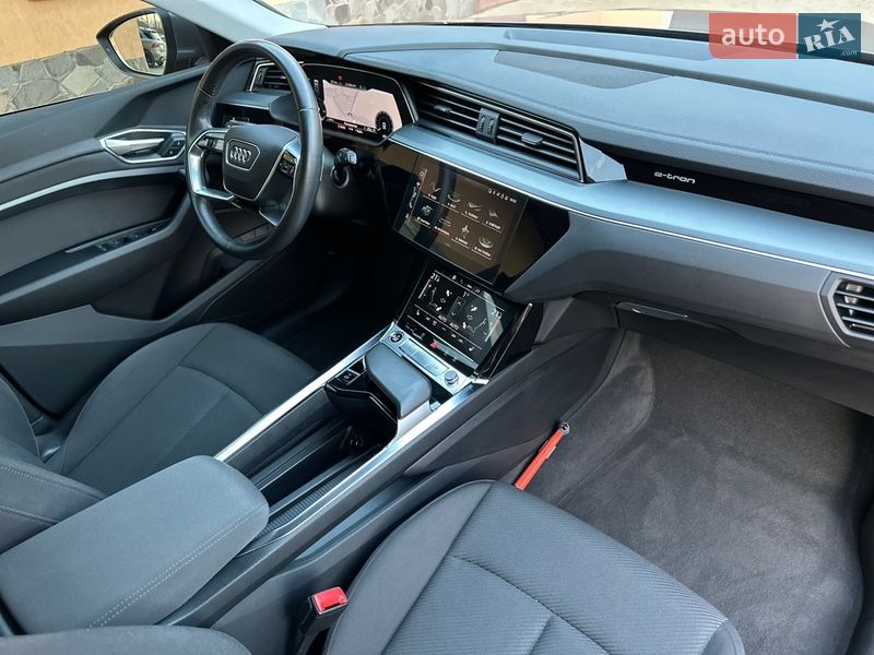 Внедорожник / Кроссовер Audi e-tron 2020 в Бродах