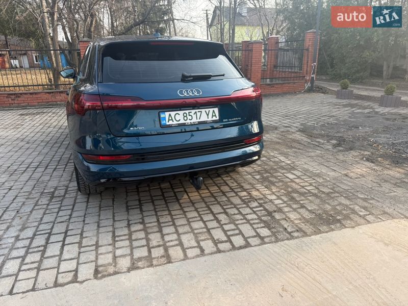 Внедорожник / Кроссовер Audi e-tron 2021 в Луцке