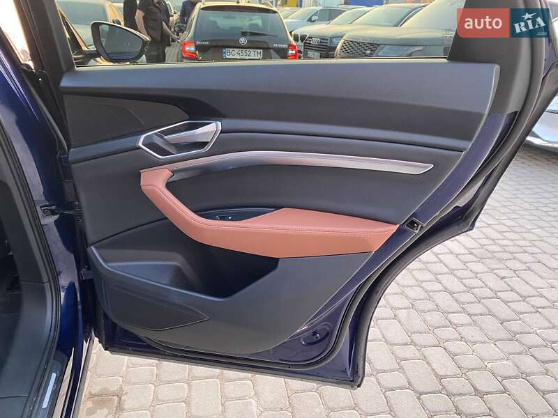 Внедорожник / Кроссовер Audi e-tron 2020 в Львове