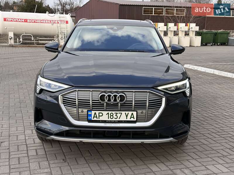 Внедорожник / Кроссовер Audi e-tron 2019 в Запорожье