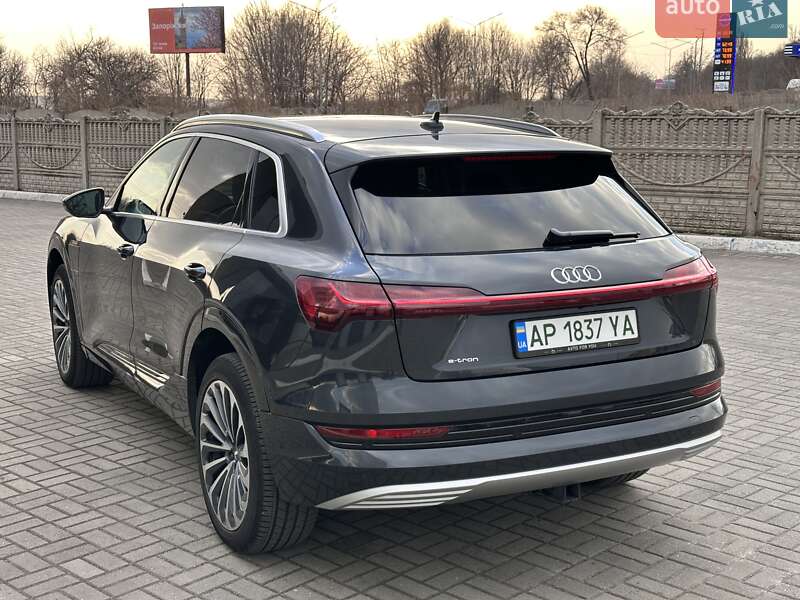 Внедорожник / Кроссовер Audi e-tron 2019 в Запорожье