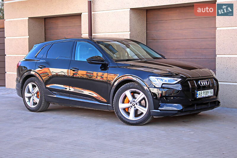 Позашляховик / Кросовер Audi e-tron 2021 в Вінниці