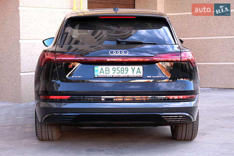 Позашляховик / Кросовер Audi e-tron 2021 в Вінниці