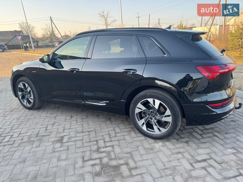 Позашляховик / Кросовер Audi e-tron 2019 в Луцьку
