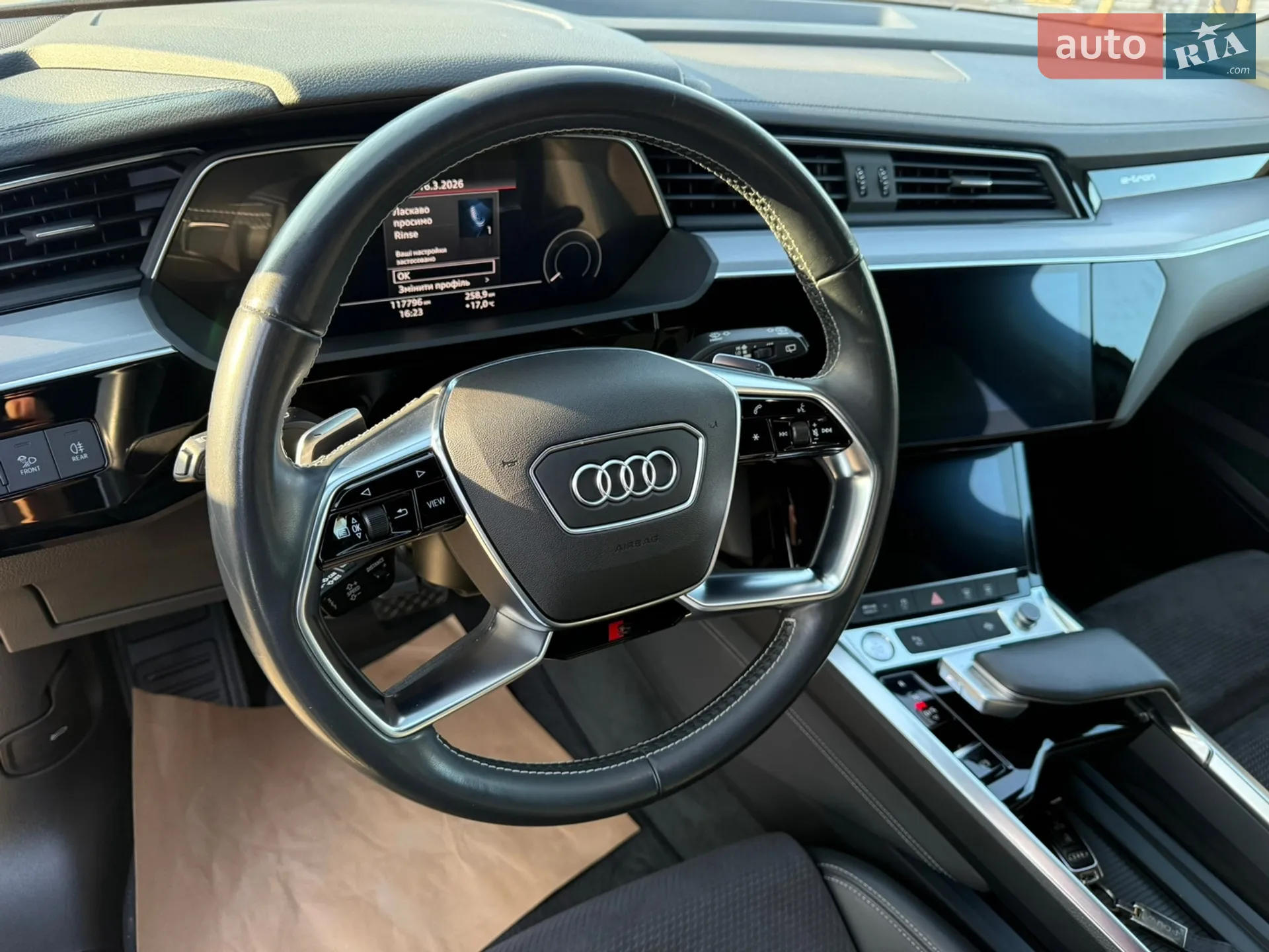 2019 Audi e-tron - мініатюра 15
