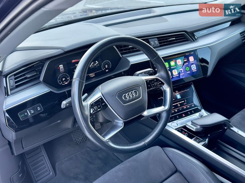 Внедорожник / Кроссовер Audi e-tron 2019 в Киеве фото 38 Внедорожник / Кроссовер Audi e-tron 2019 в Киеве