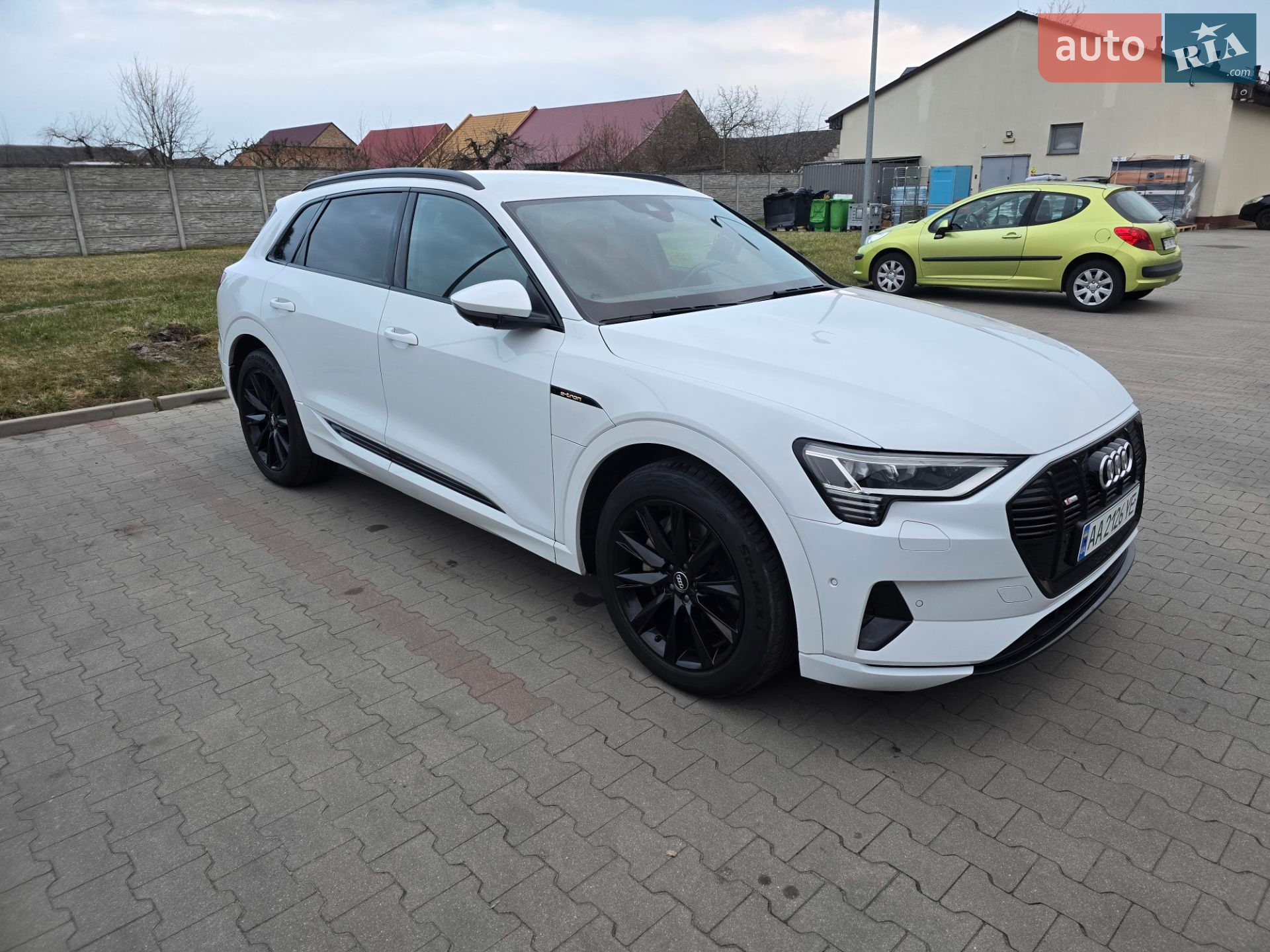 2019 Audi e-tron - мініатюра 8