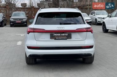 Внедорожник / Кроссовер Audi e-tron 2021 в Львове
