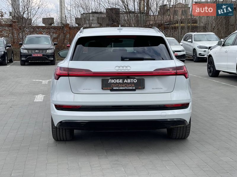 Внедорожник / Кроссовер Audi e-tron 2021 в Львове