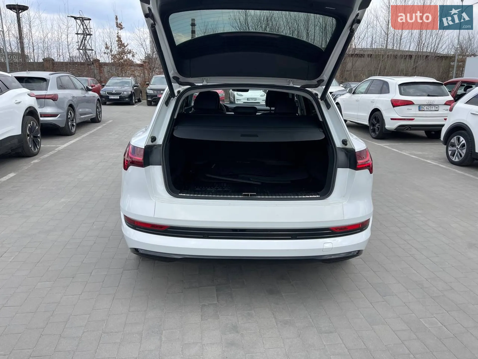 2021 Audi e-tron - мініатюра 40