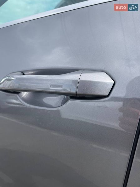 Позашляховик / Кросовер Audi e-tron 2020 в Львові фото 10 Позашляховик / Кросовер Audi e-tron 2020 в Львові