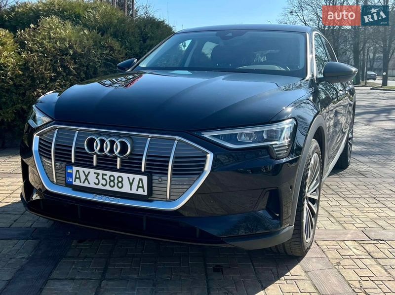 Внедорожник / Кроссовер Audi e-tron 2021 в Харькове