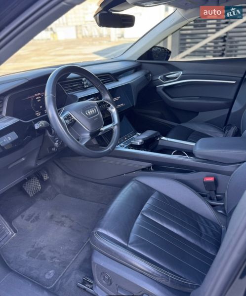 Внедорожник / Кроссовер Audi e-tron 2021 в Харькове