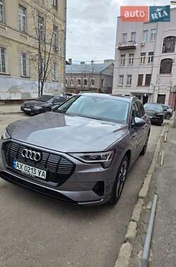 Внедорожник / Кроссовер Audi e-tron 2020 в Харькове