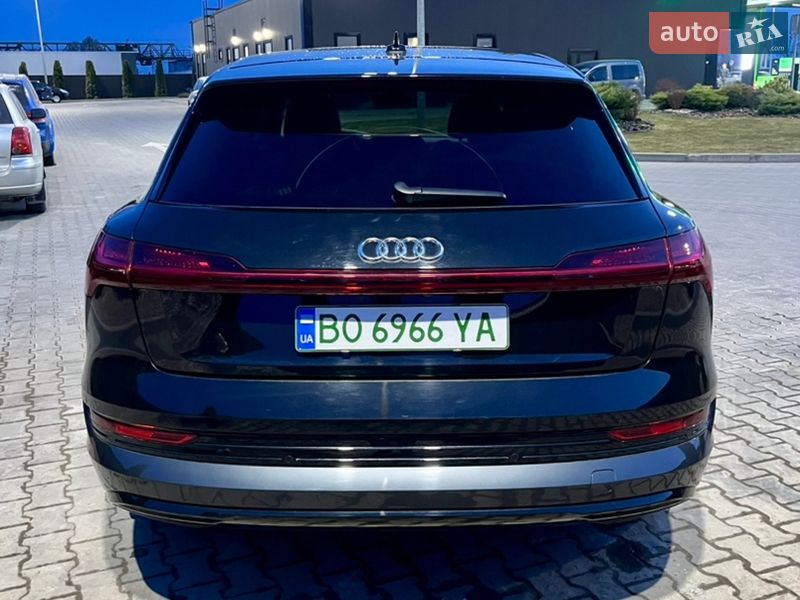 Внедорожник / Кроссовер Audi e-tron 2020 в Тернополе