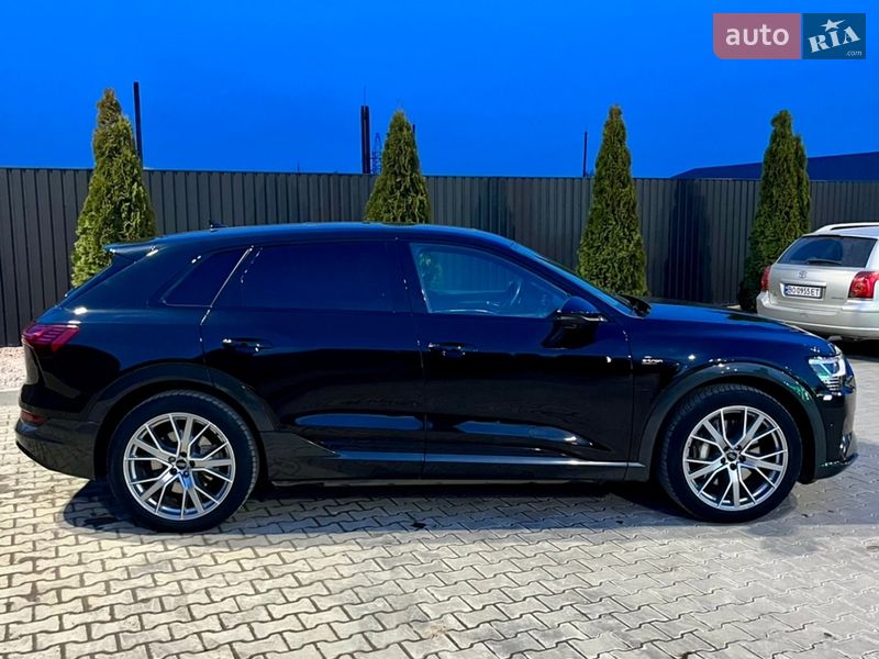Внедорожник / Кроссовер Audi e-tron 2020 в Тернополе
