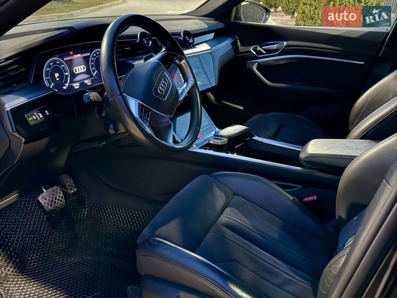 Внедорожник / Кроссовер Audi e-tron 2020 в Тернополе