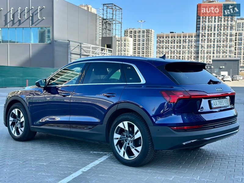 Внедорожник / Кроссовер Audi e-tron 2019 в Киеве фото 9 Внедорожник / Кроссовер Audi e-tron 2019 в Киеве