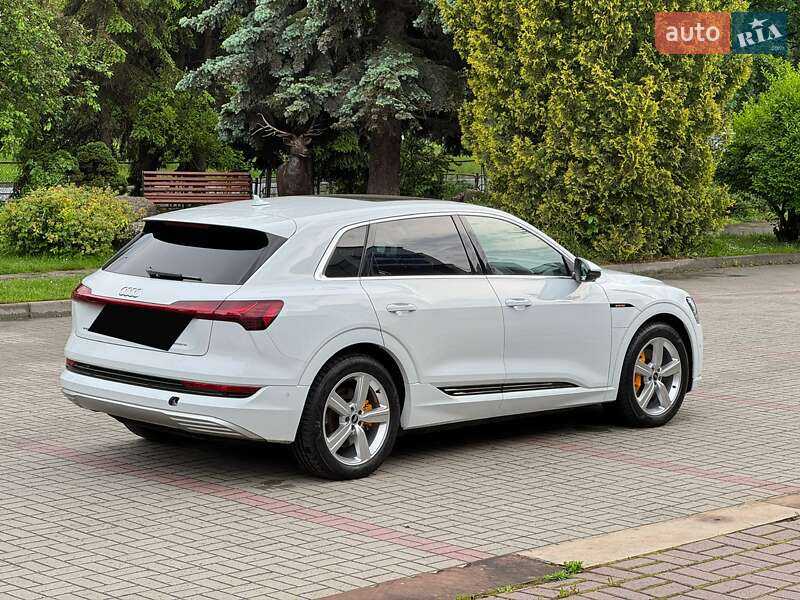 Позашляховик / Кросовер Audi e-tron 2021 в Тернополі фото 16 Позашляховик / Кросовер Audi e-tron 2021 в Тернополі