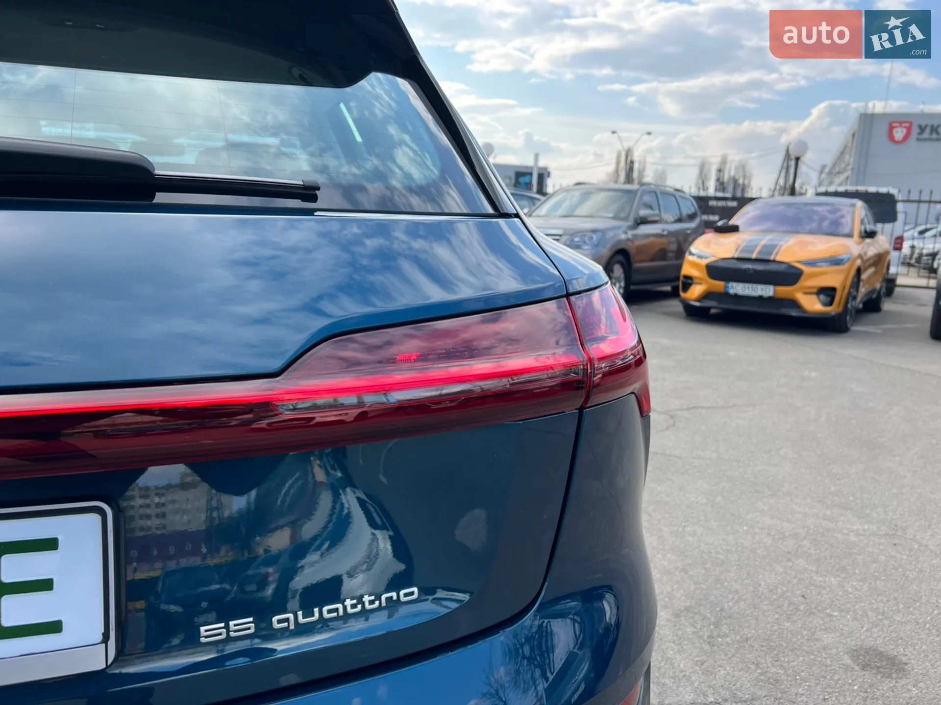 2020 Audi e-tron - мініатюра 8