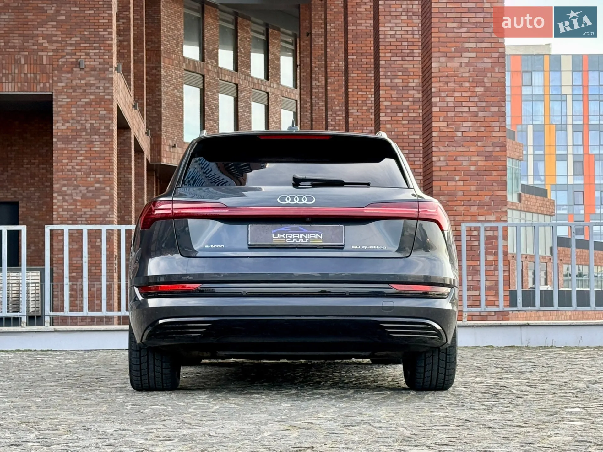 2020 Audi e-tron - мініатюра 12