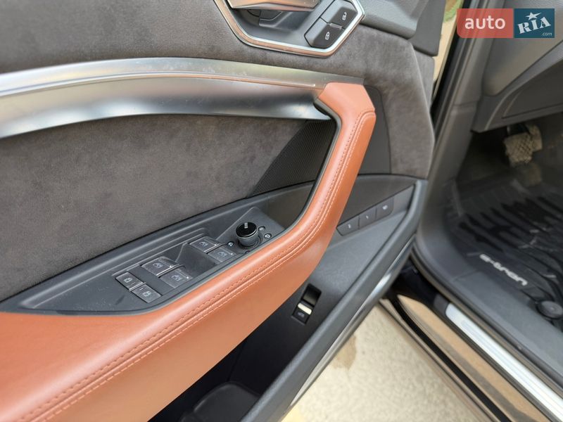 Внедорожник / Кроссовер Audi e-tron 2019 в Ивано-Франковске