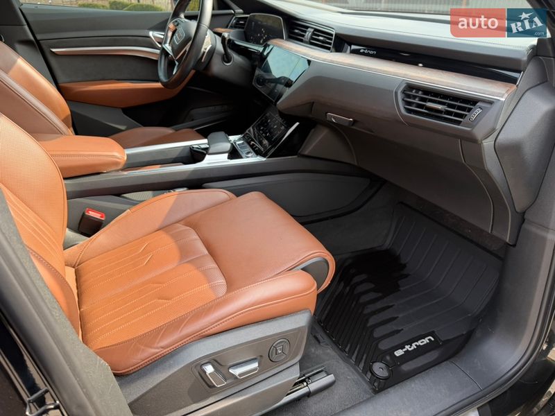 Внедорожник / Кроссовер Audi e-tron 2019 в Ивано-Франковске