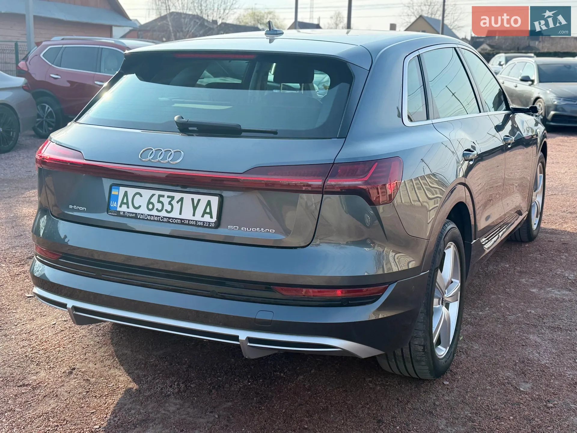 2021 Audi e-tron - мініатюра 8