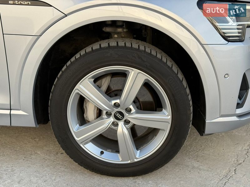 Внедорожник / Кроссовер Audi e-tron 2021 в Виннице