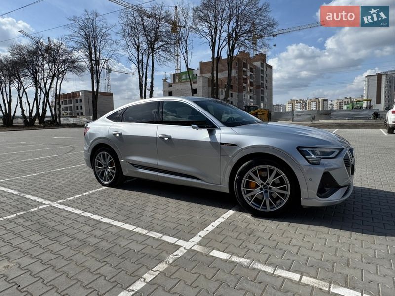 Внедорожник / Кроссовер Audi e-tron 2020 в Виннице фото 6 Внедорожник / Кроссовер Audi e-tron 2020 в Виннице