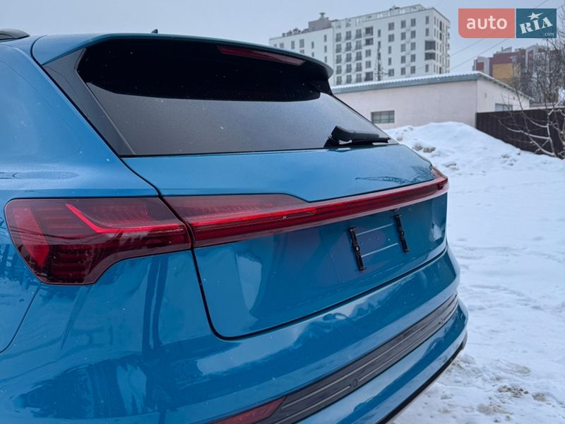 Внедорожник / Кроссовер Audi e-tron 2019 в Львове