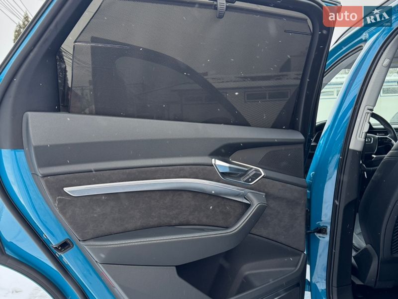 Внедорожник / Кроссовер Audi e-tron 2019 в Львове